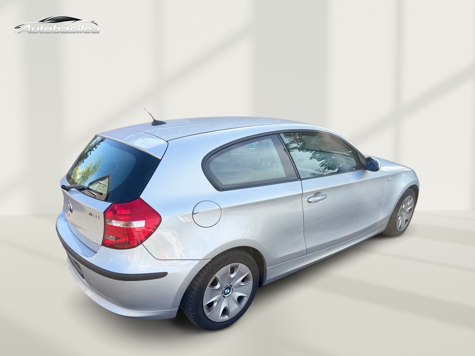 BMW 116i Steptronic-image-3