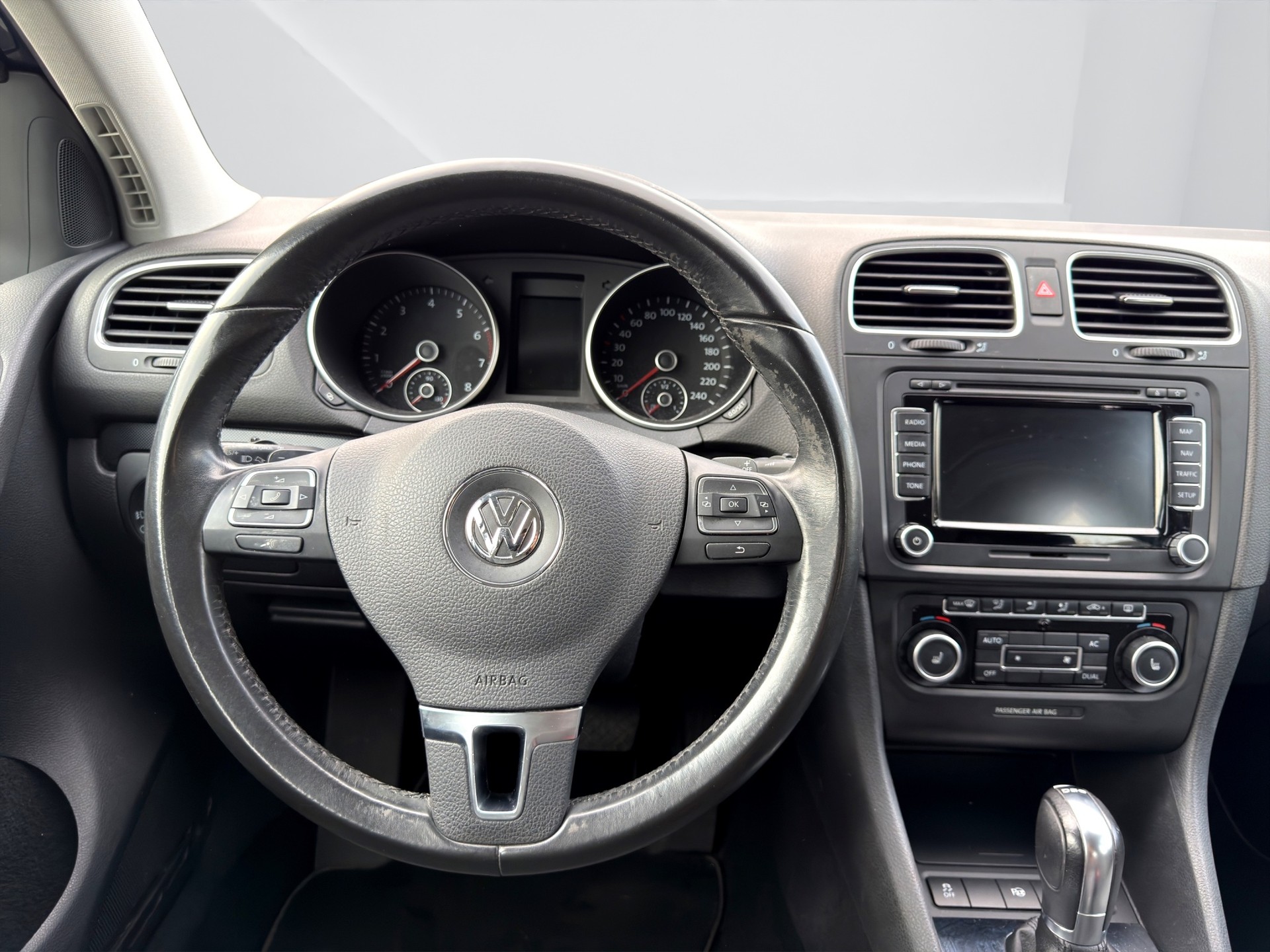 VW Golf 1.2 TSI BlueMotion Technology Comfortline DSG-image-14