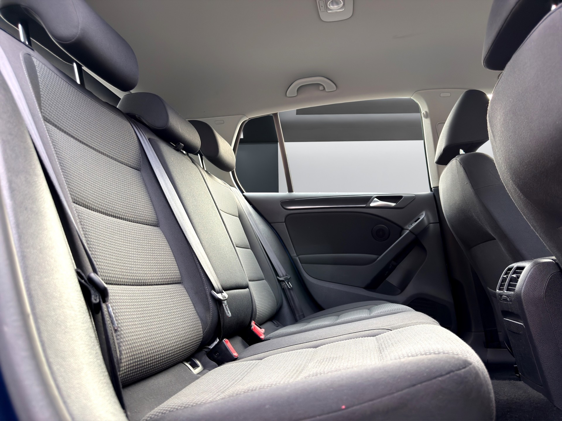 VW Golf 1.2 TSI BlueMotion Technology Comfortline DSG-image-21