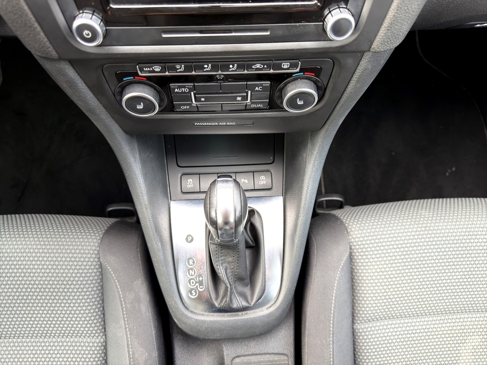 VW Golf 1.2 TSI BlueMotion Technology Comfortline DSG-image-13