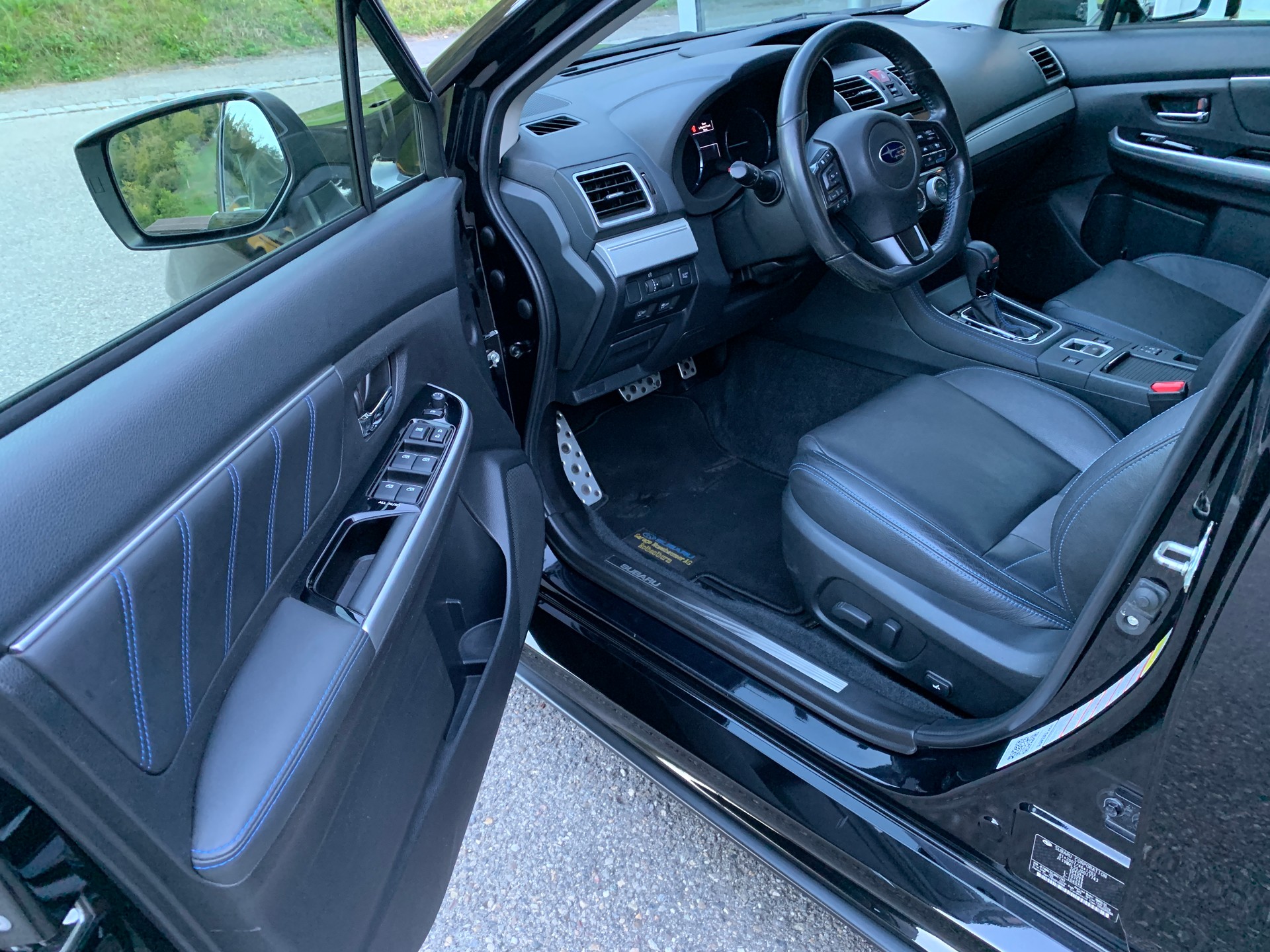 SUBARU Levorg 1.6DIT Swiss Plus AWD Lineartronic-image-9