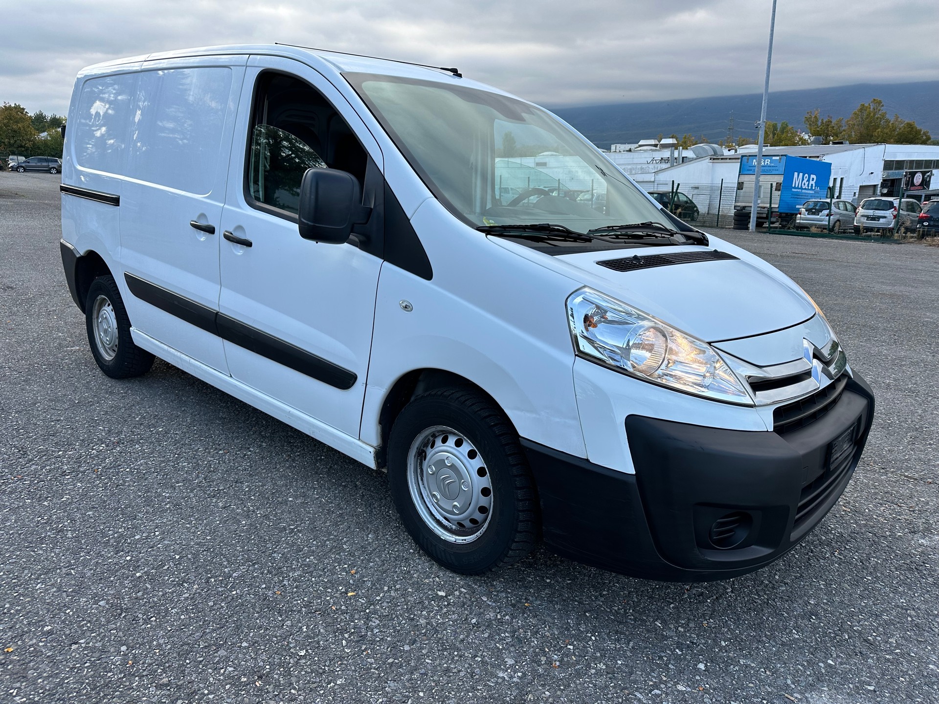 CITROEN Jumpy 1.6 HDi 12 L1H1-image-1