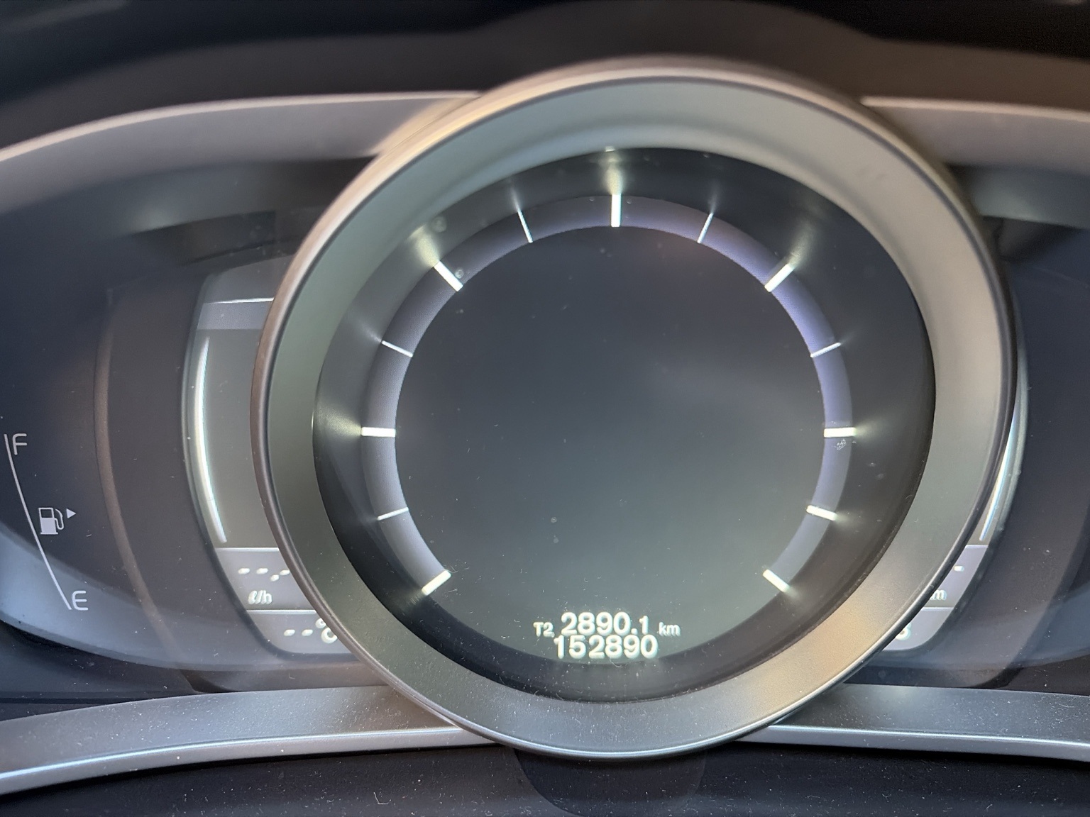 VOLVO 2.0 D3 Kinetic S/S-image-9