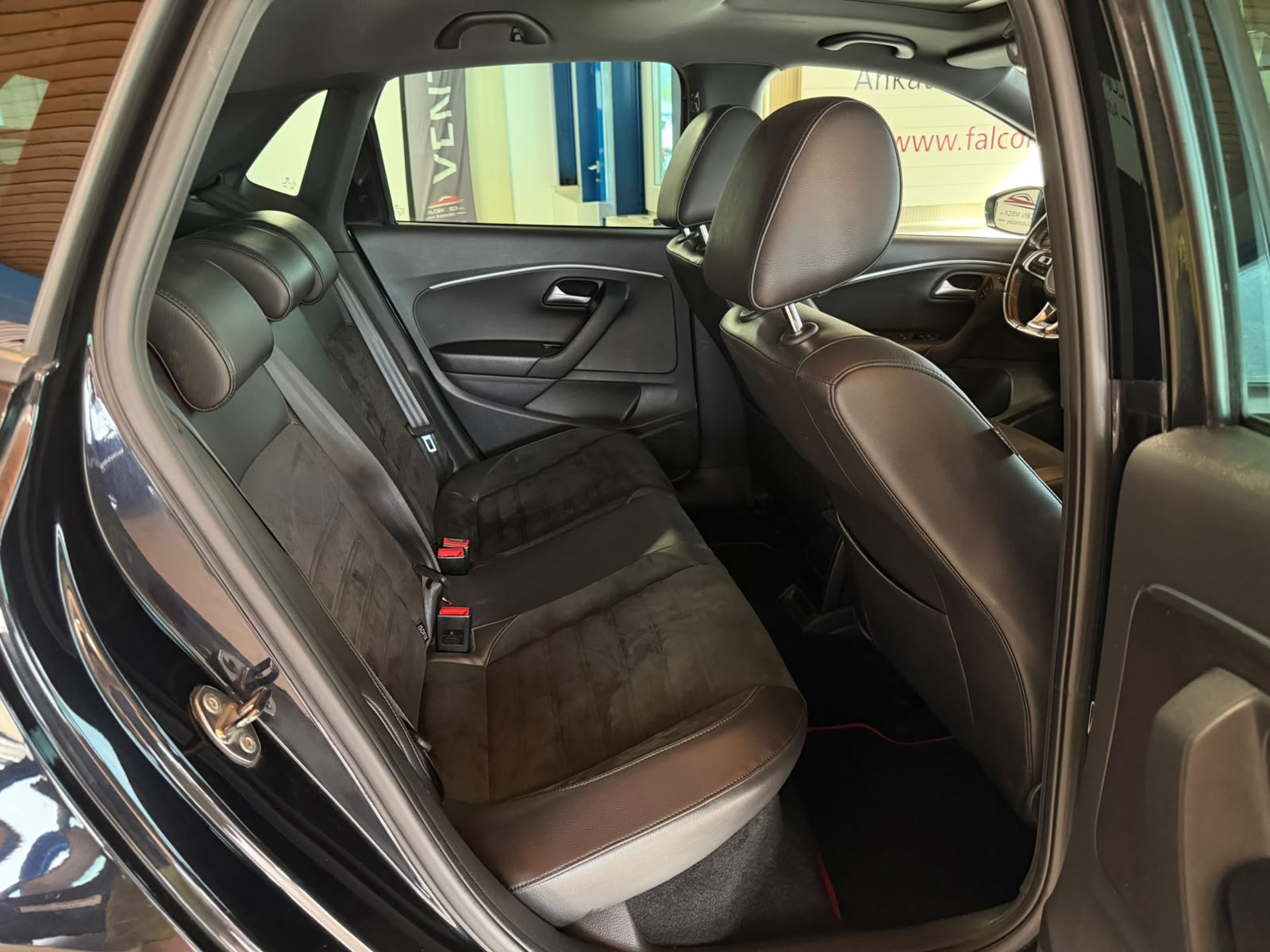 VW Polo 1.8 TSI GTI DSG-image-22