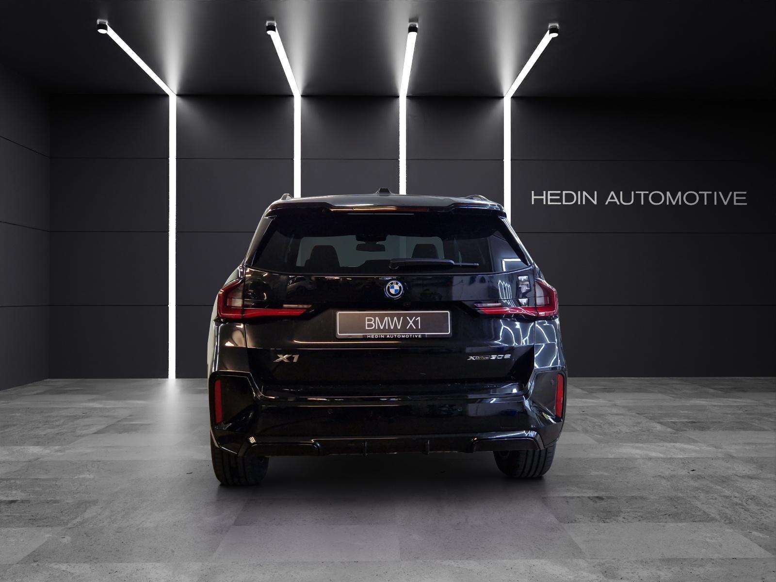 BMW X1 30e xDrive-image-3