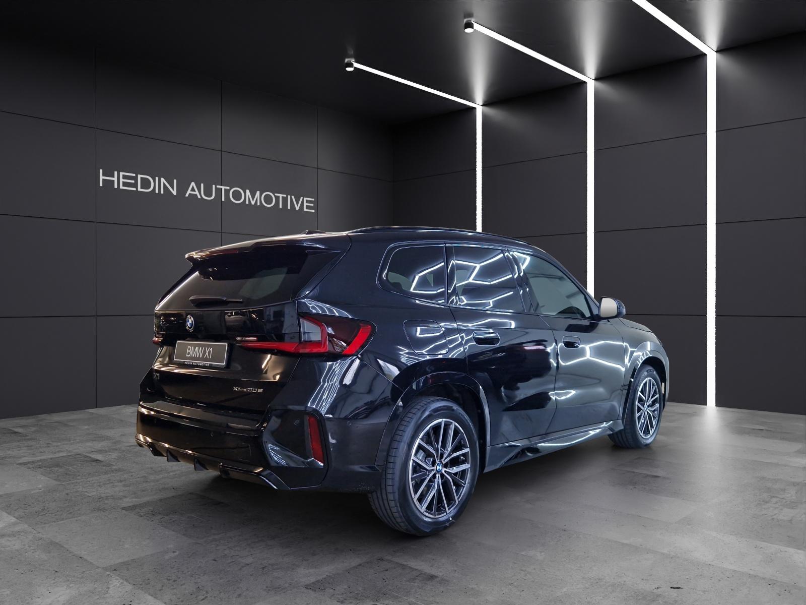 BMW X1 30e xDrive-image-4
