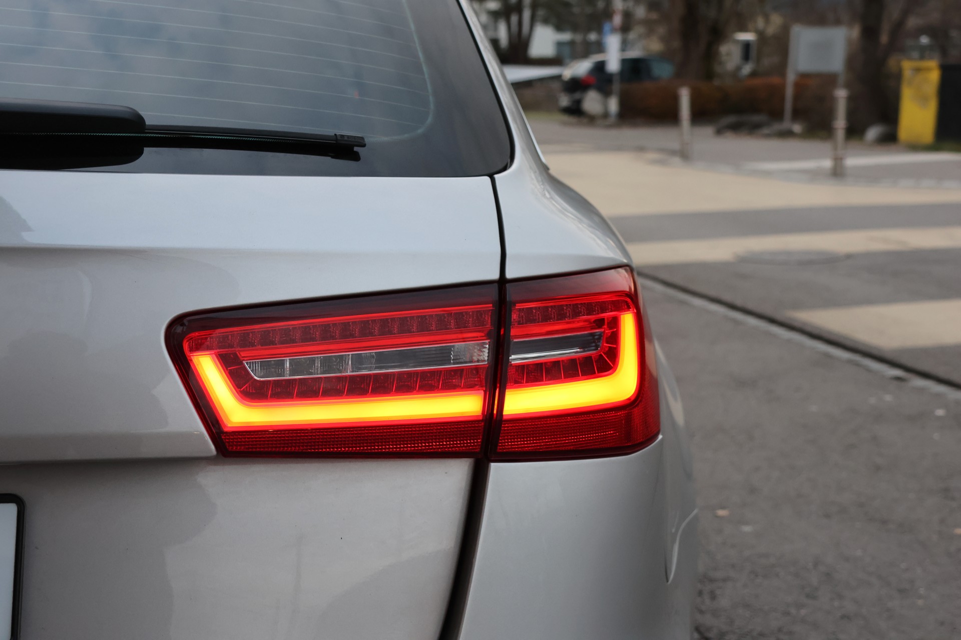 AUDI RS6 Avant 4.0 TFSI V8 quattro Tiptronic-image-5