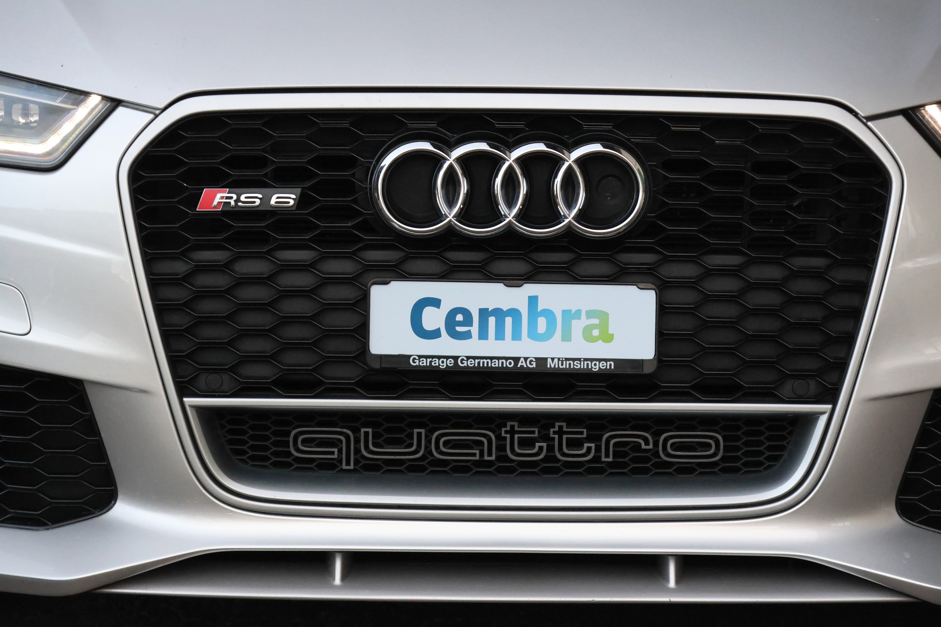 AUDI RS6 Avant 4.0 TFSI V8 quattro Tiptronic-image-6