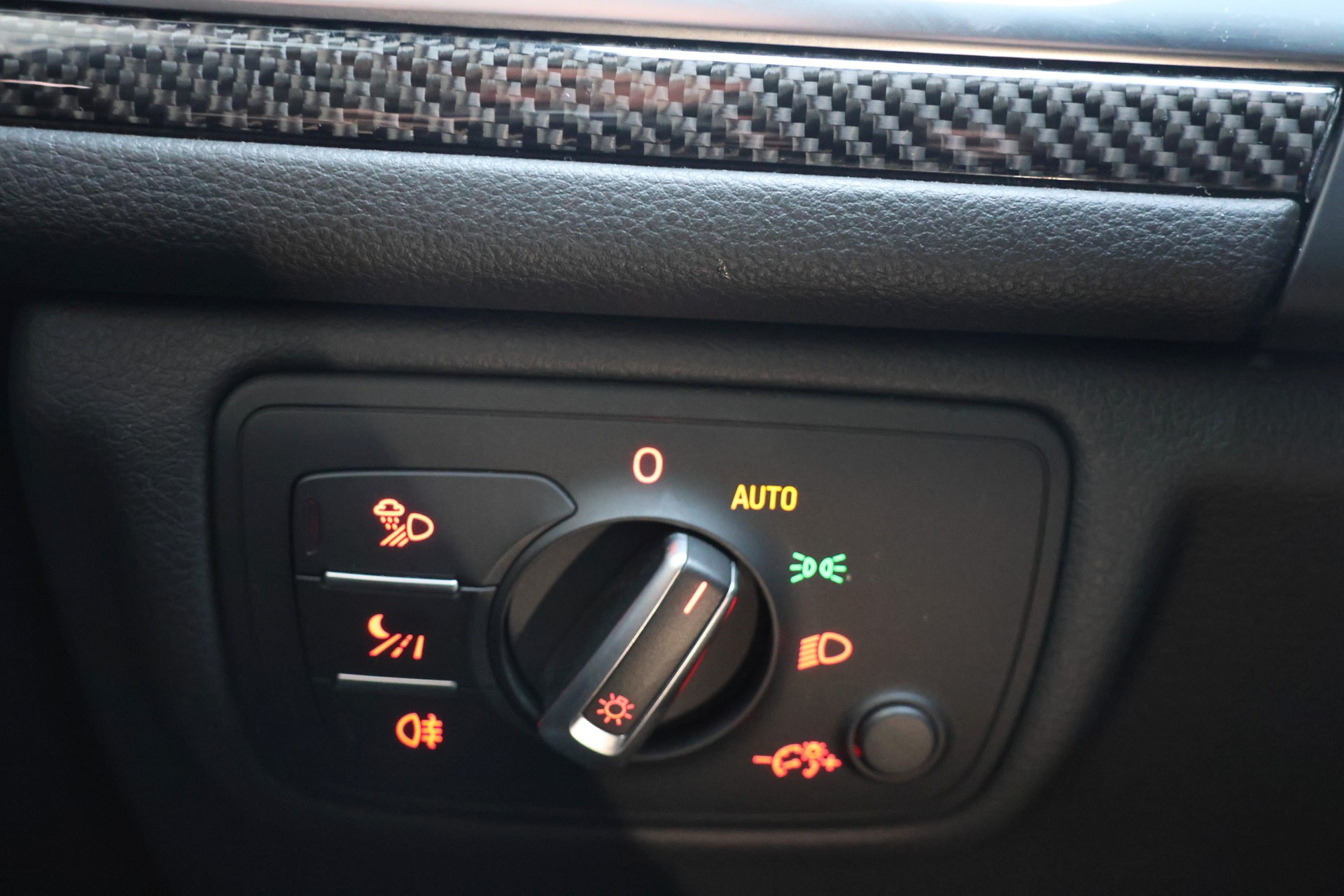 AUDI RS6 Avant 4.0 TFSI V8 quattro Tiptronic-image-22