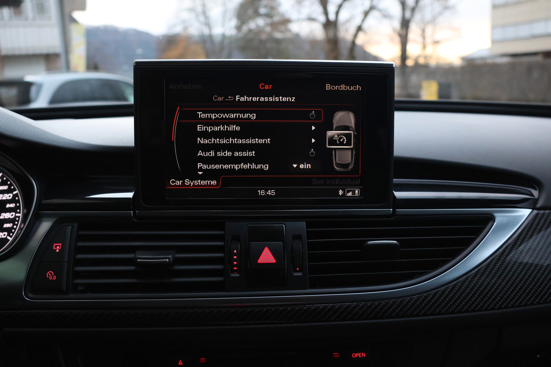 AUDI RS6 Avant 4.0 TFSI V8 quattro Tiptronic-image-25