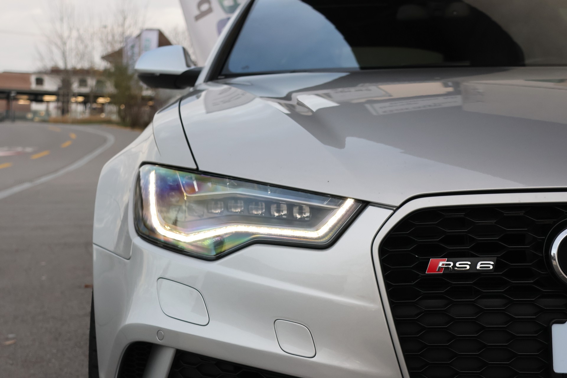AUDI RS6 Avant 4.0 TFSI V8 quattro Tiptronic-image-7