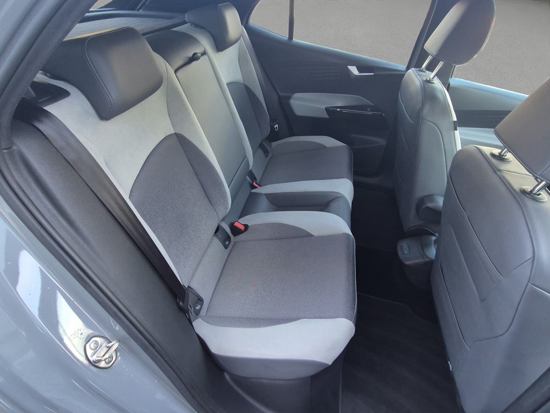 VW ID.3 Pro S 77 kWh Tour-image-18