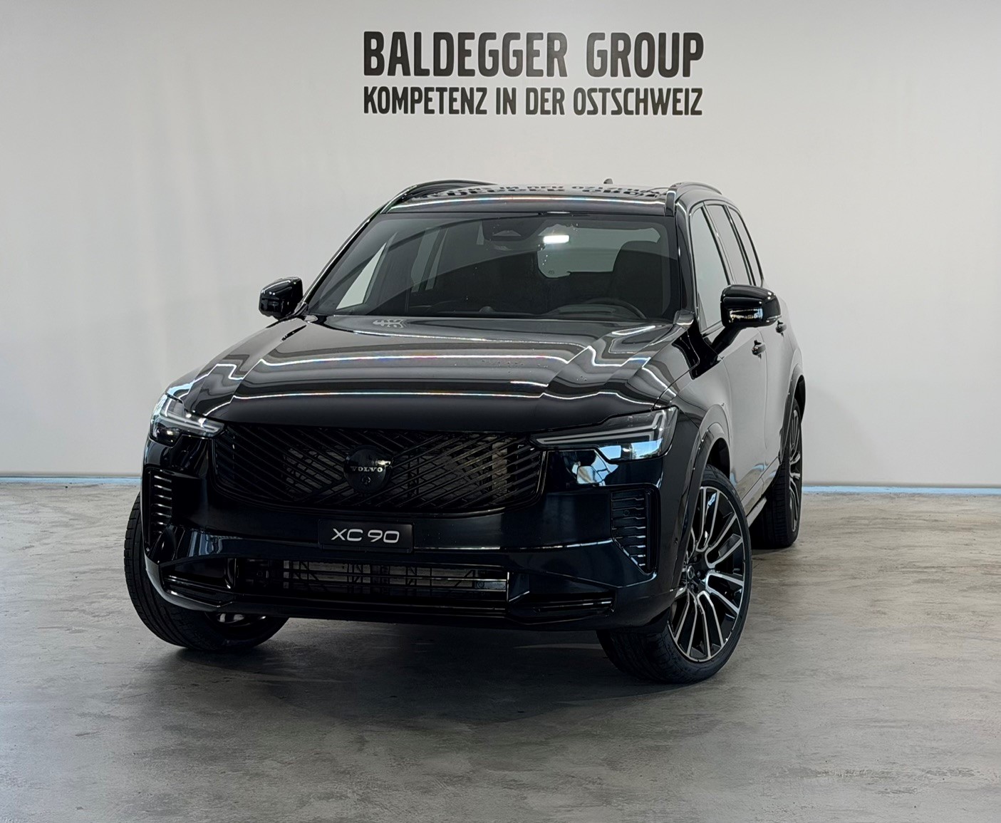 VOLVO XC90 2.0 B5 MH Black Edition A