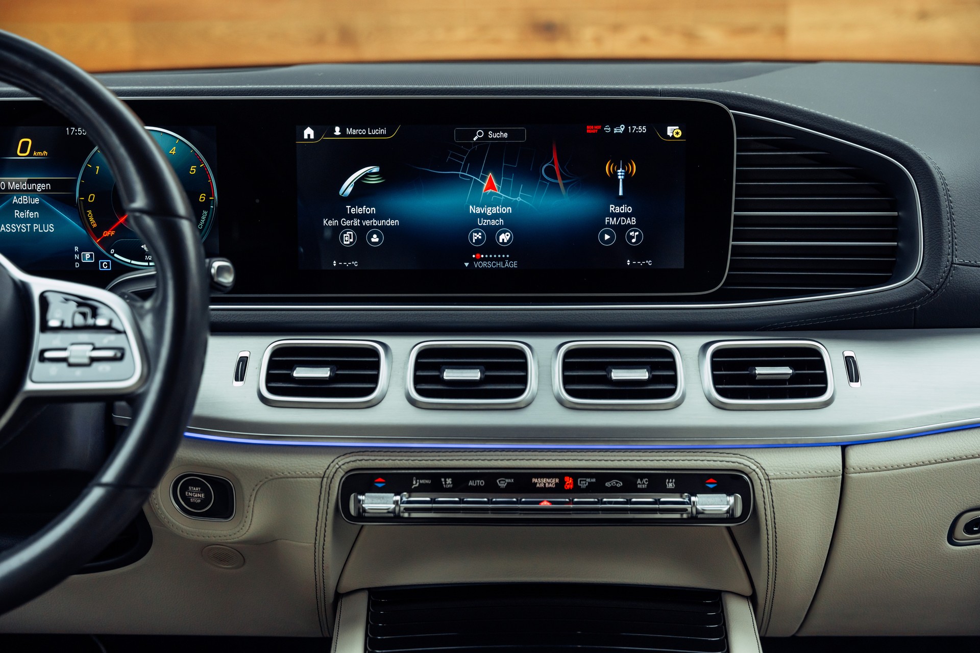 MERCEDES-BENZ GLE 350 de 4Matic AMG Line 9G-Tronic-image-17