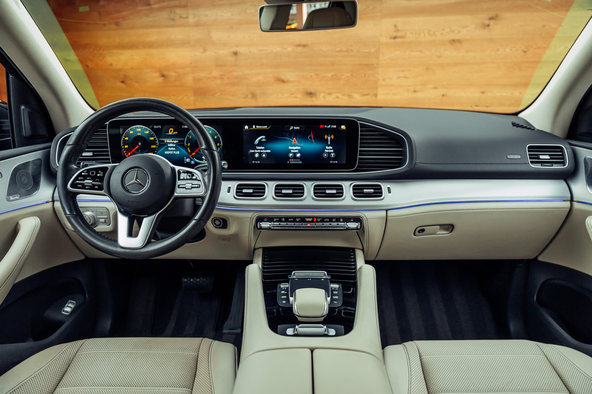 MERCEDES-BENZ GLE 350 de 4Matic AMG Line 9G-Tronic-image-4
