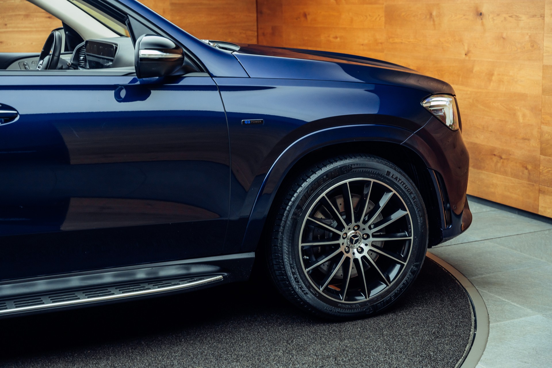 MERCEDES-BENZ GLE 350 de 4Matic AMG Line 9G-Tronic-image-23