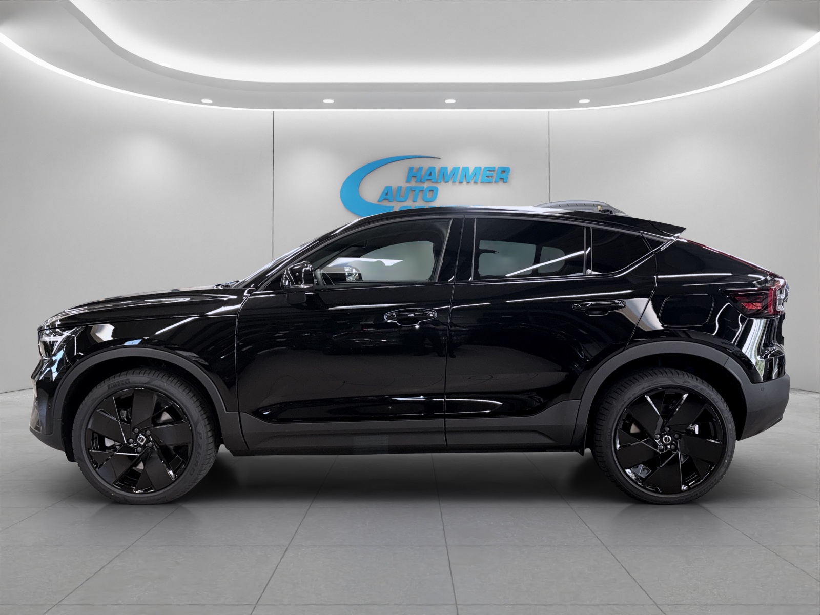 VOLVO EC40 Twin Performance Black Edition AWD-image-1
