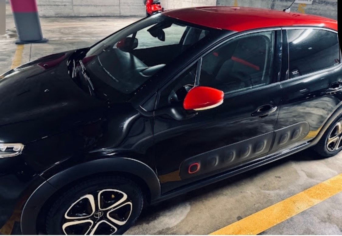 Car photo