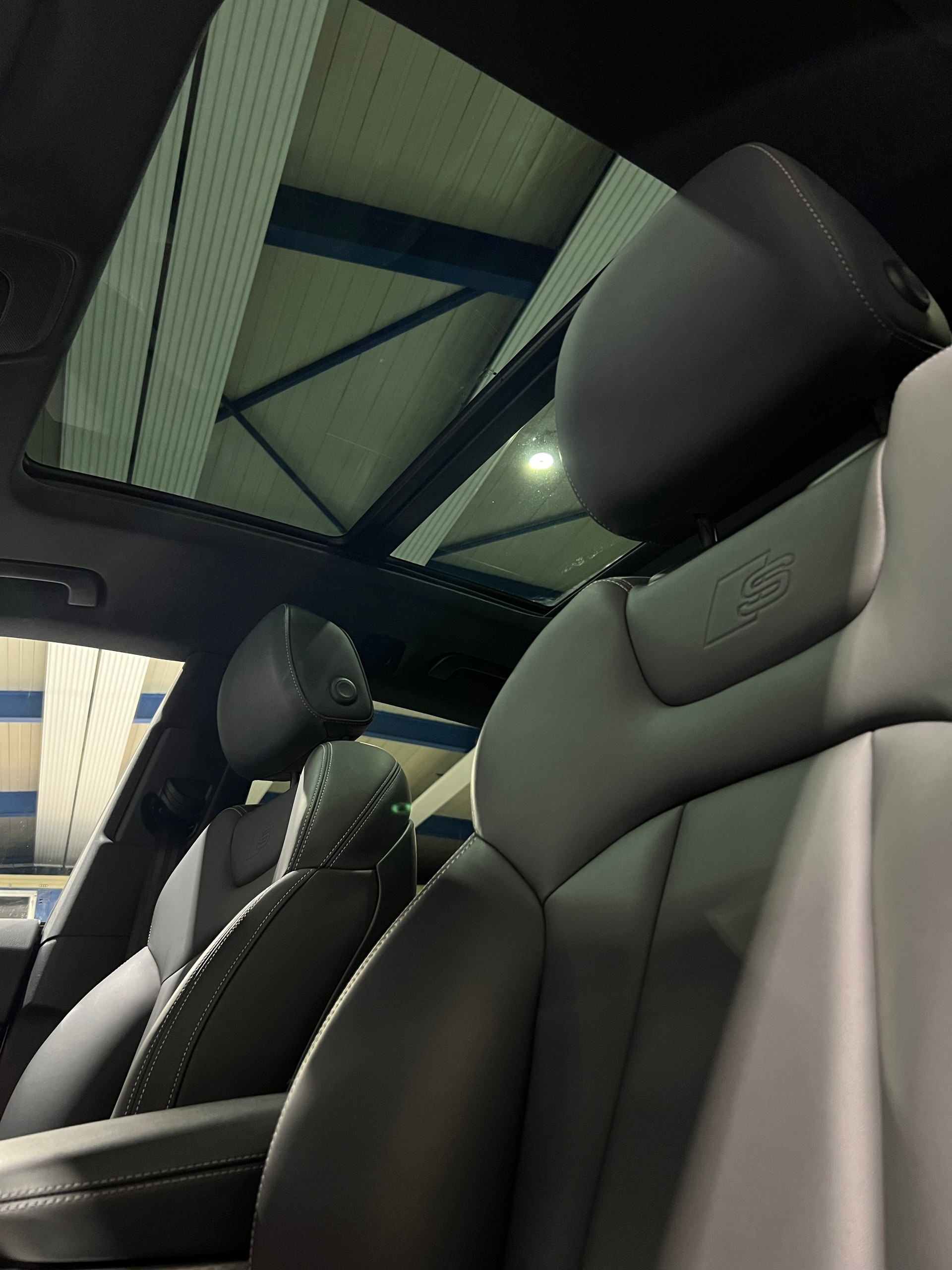 AUDI Q8 SUV TFSI e quattro 290 kW S-Line**5-Jahre Garantie,Matrix,Panodach,Luftfahrwerk**SoH 100%**-image-10