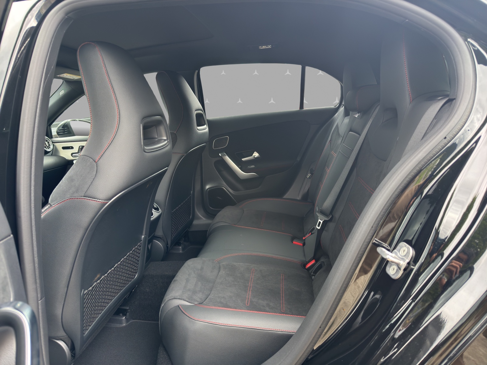 MERCEDES-BENZ A 250 4Matic 8G-DCT-image-9