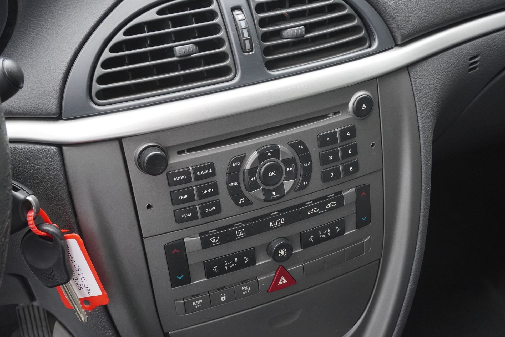 CITROEN C5 Break 2.0i Exclusive-image-10