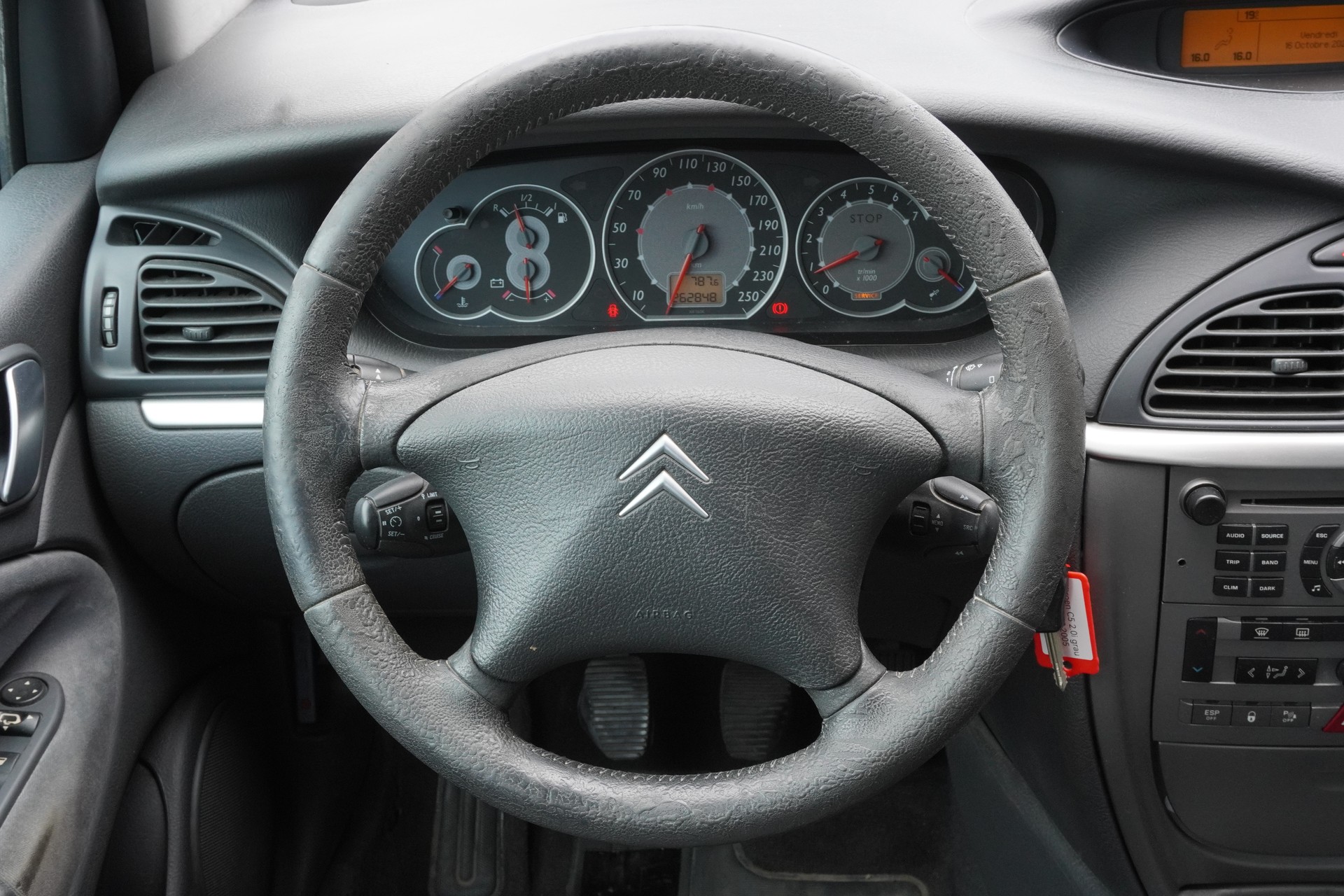 CITROEN C5 Break 2.0i Exclusive-image-8