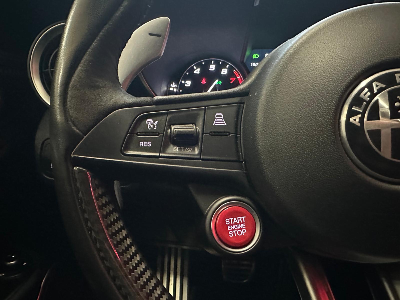 ALFA ROMEO Giulia 2.9 V6 Quadrifoglio Automatic-image-19