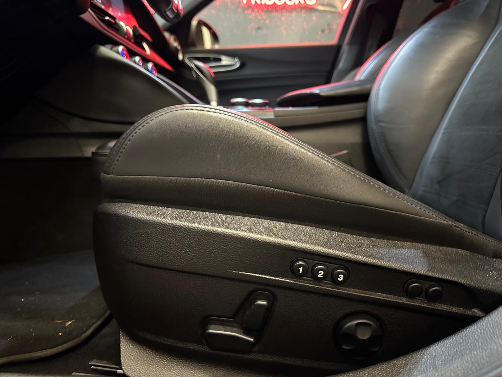 ALFA ROMEO Giulia 2.9 V6 Quadrifoglio Automatic-image-9
