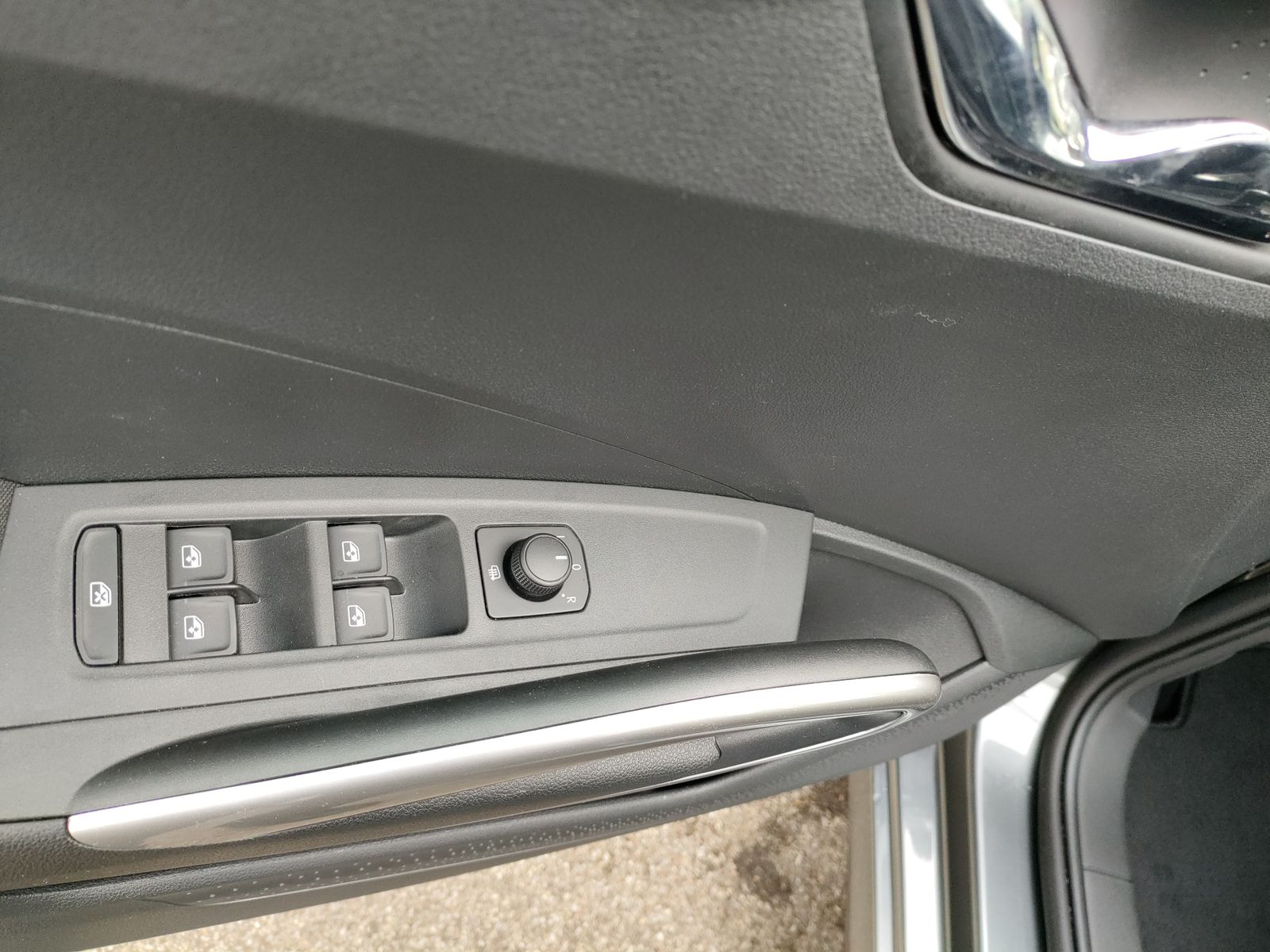 SKODA Fabia 1.0 TSI Style-image-8