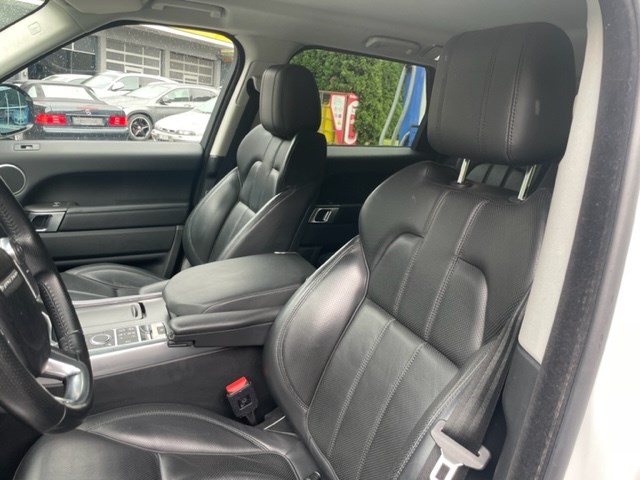 LAND ROVER Range Rover Sport 3.0 SDV6 HSE Dynamic Automatic-image-12