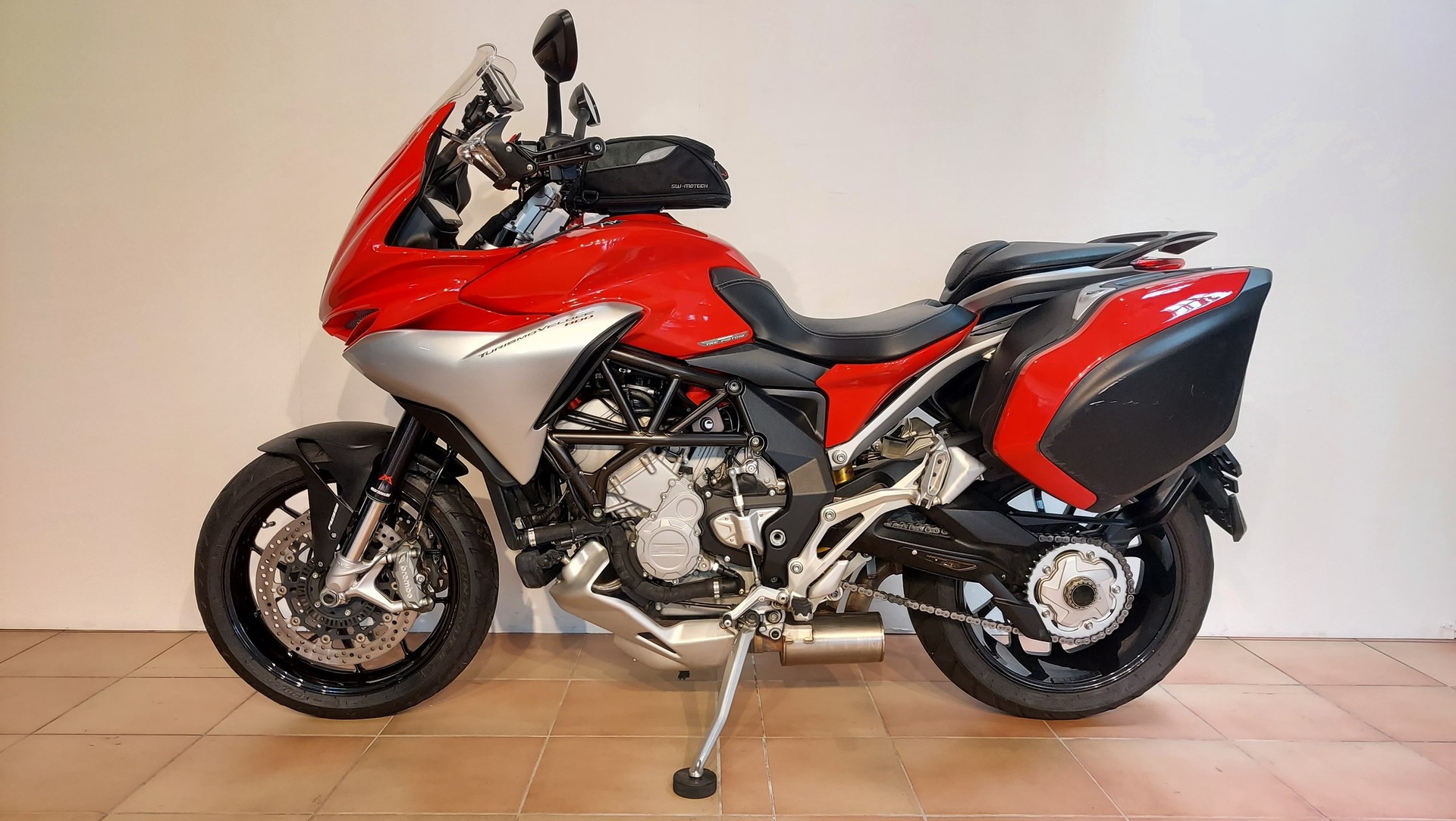 MV AGUSTA Turismo Veloce-showroom-element-1