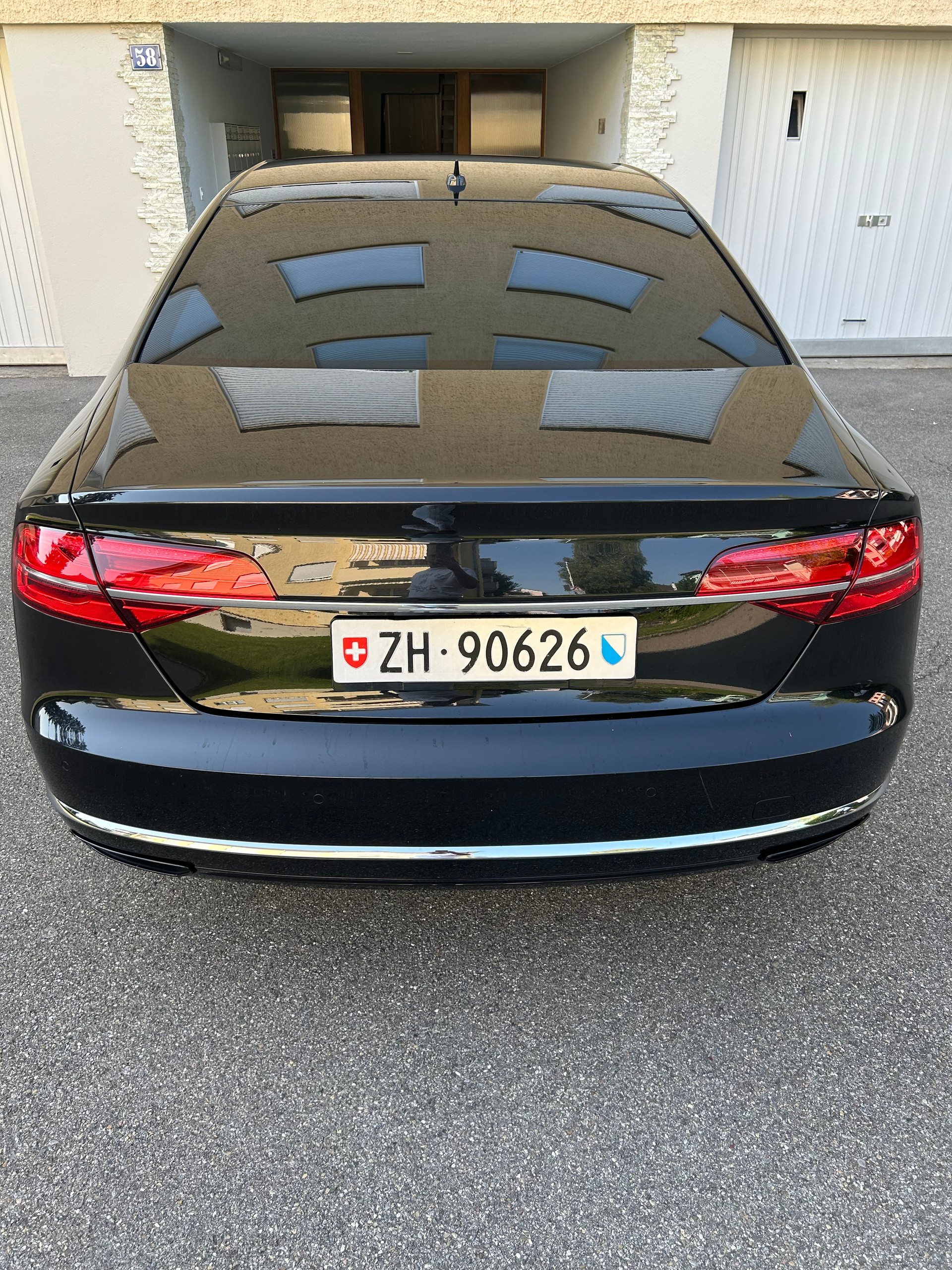 AUDI A8 4.2 TDI quattro tiptronic-image-5