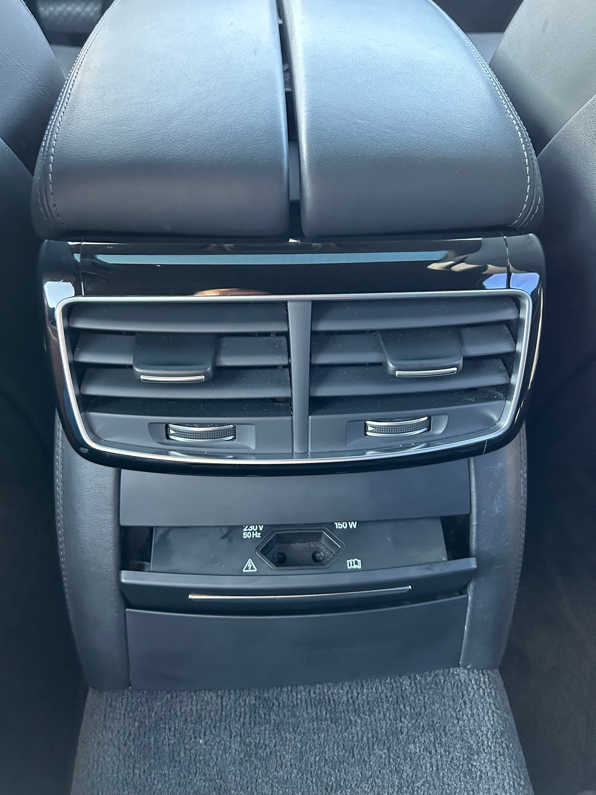 AUDI A8 4.2 TDI quattro tiptronic-image-11