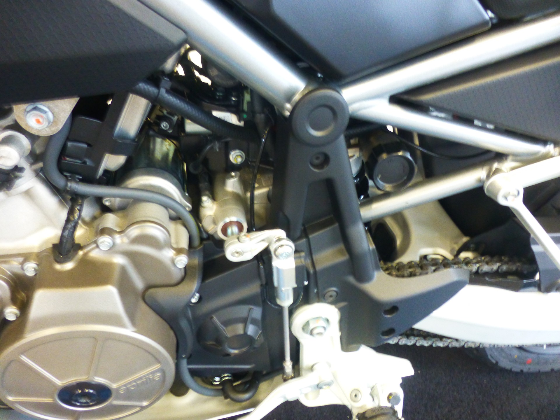 APRILIA Tuareg 660-image-7