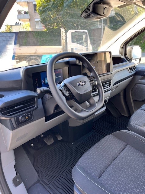 FORD E-Transit Custom Van 320 L1H1 82,5kWh Trend-image-8