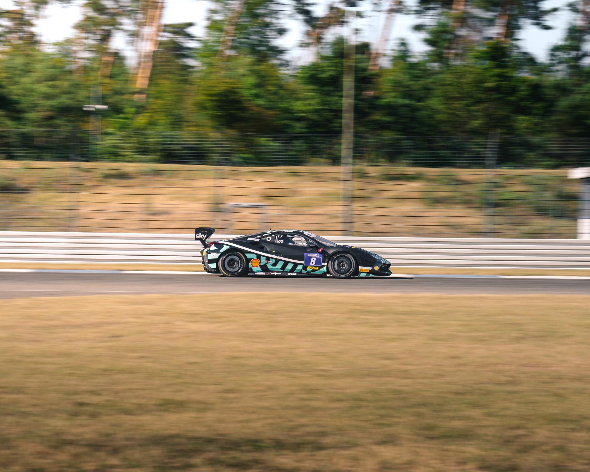 FERRARI 488 Challenge EVO-image-2