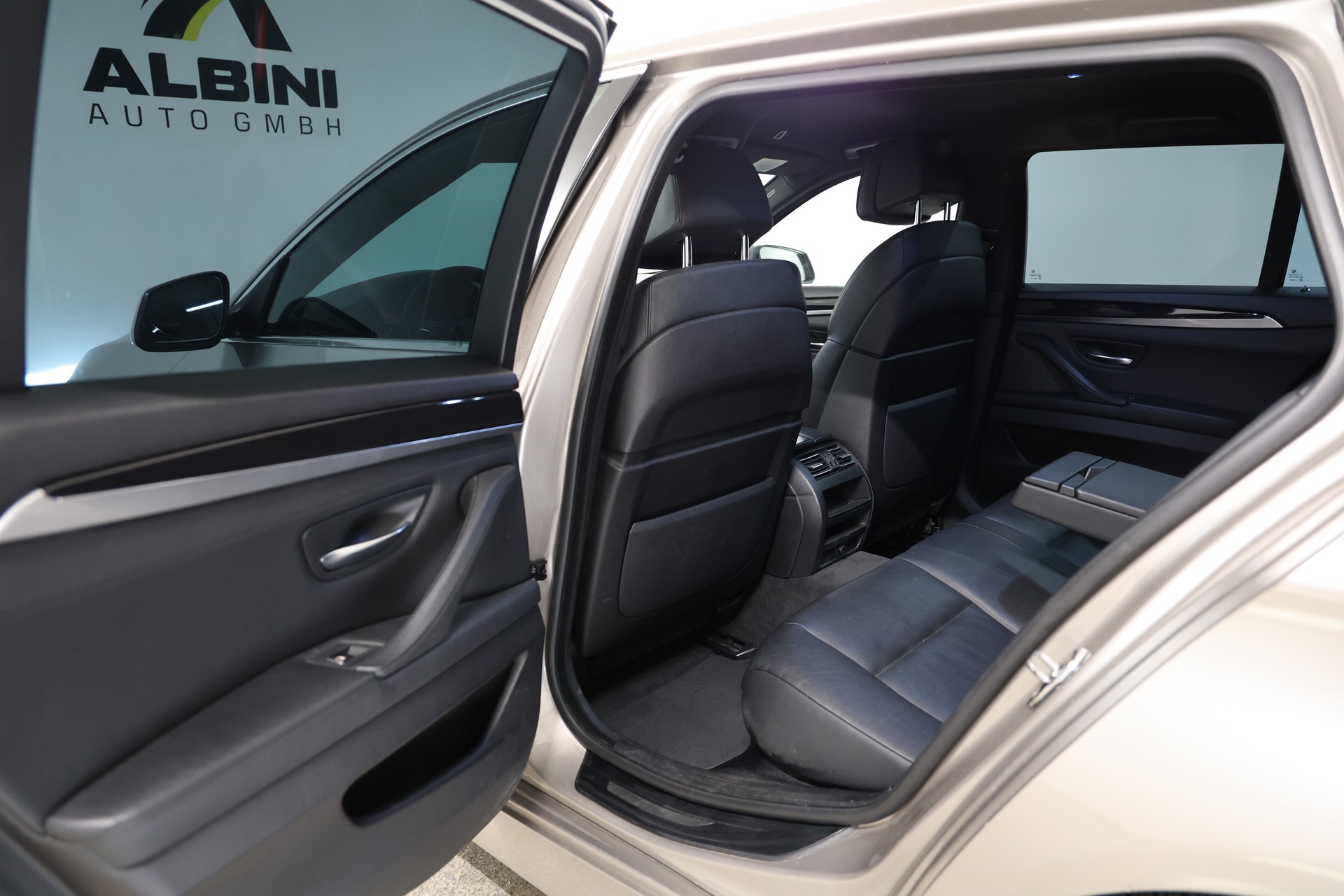 BMW 525d Touring Steptronic frisch ab MFK-image-13