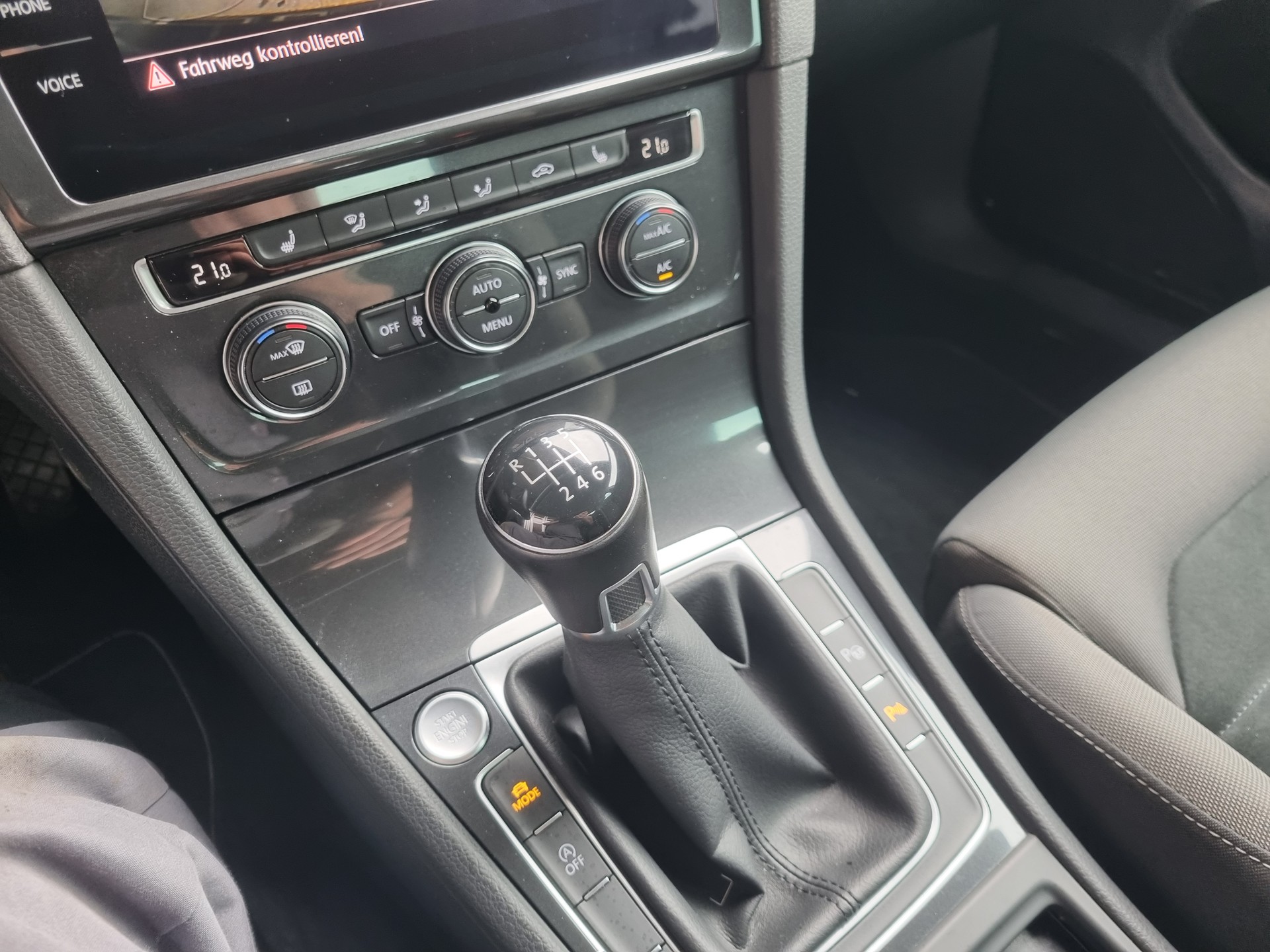 VW Golf 1.4 TSI Comfortline-image-14