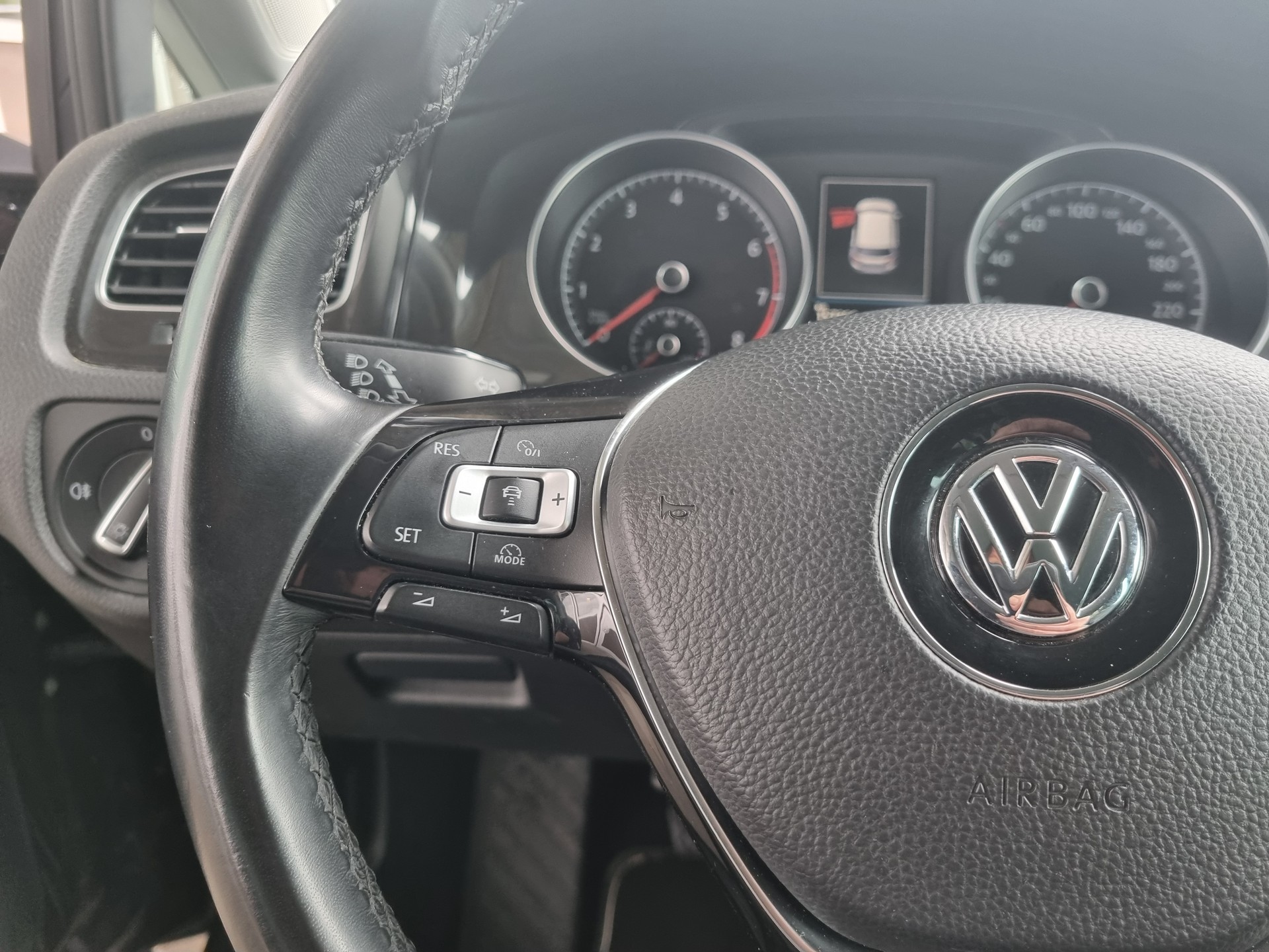 VW Golf 1.4 TSI Comfortline-image-12