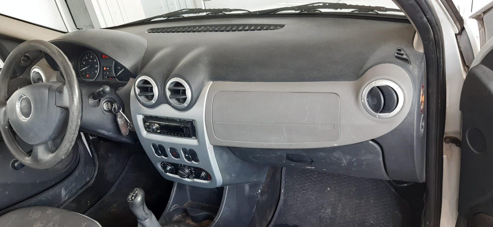 DACIA Logan 1.6 Ambiance-image-11
