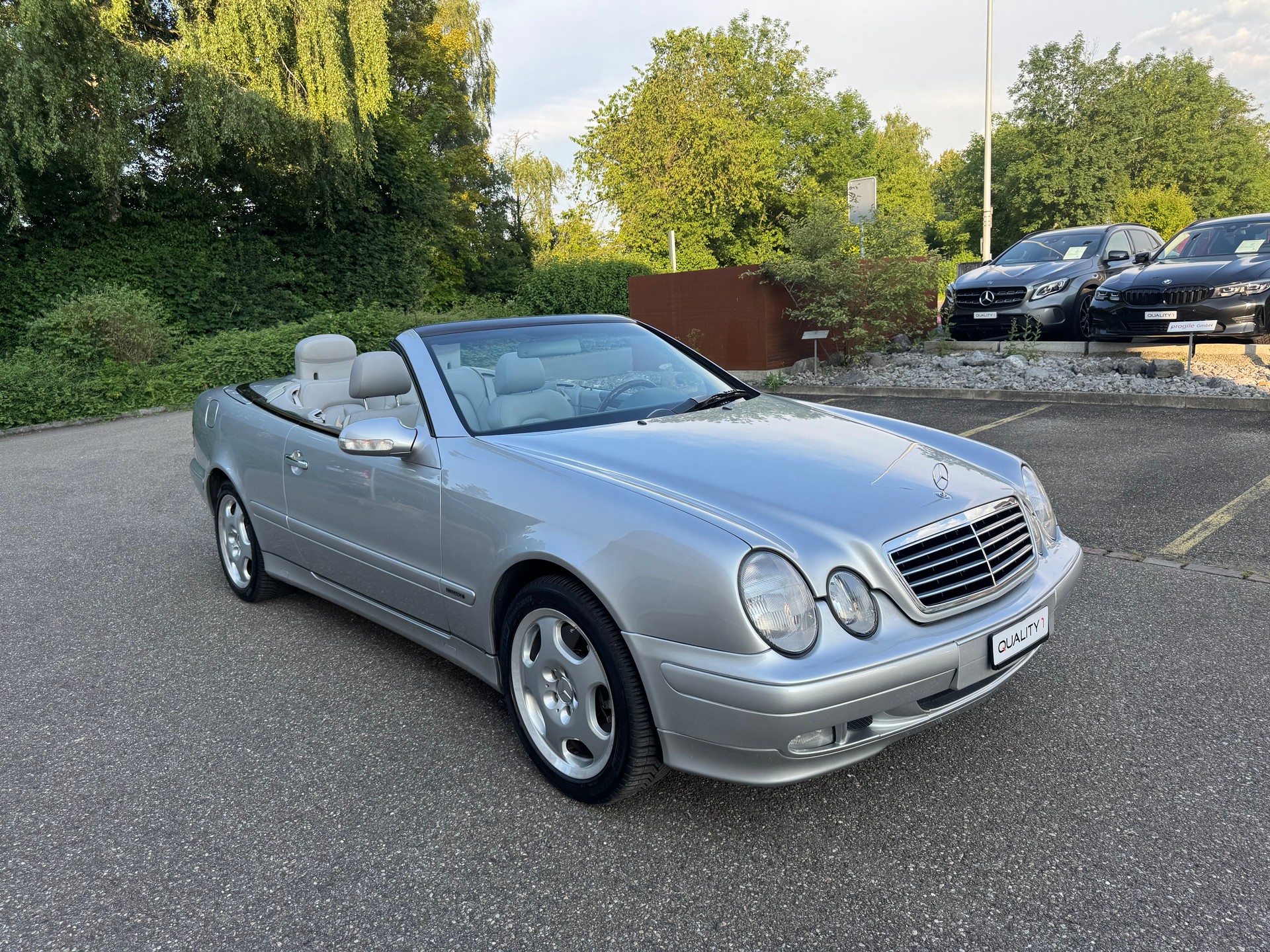 MERCEDES-BENZ CLK 430 Elégance Automatic-image-2