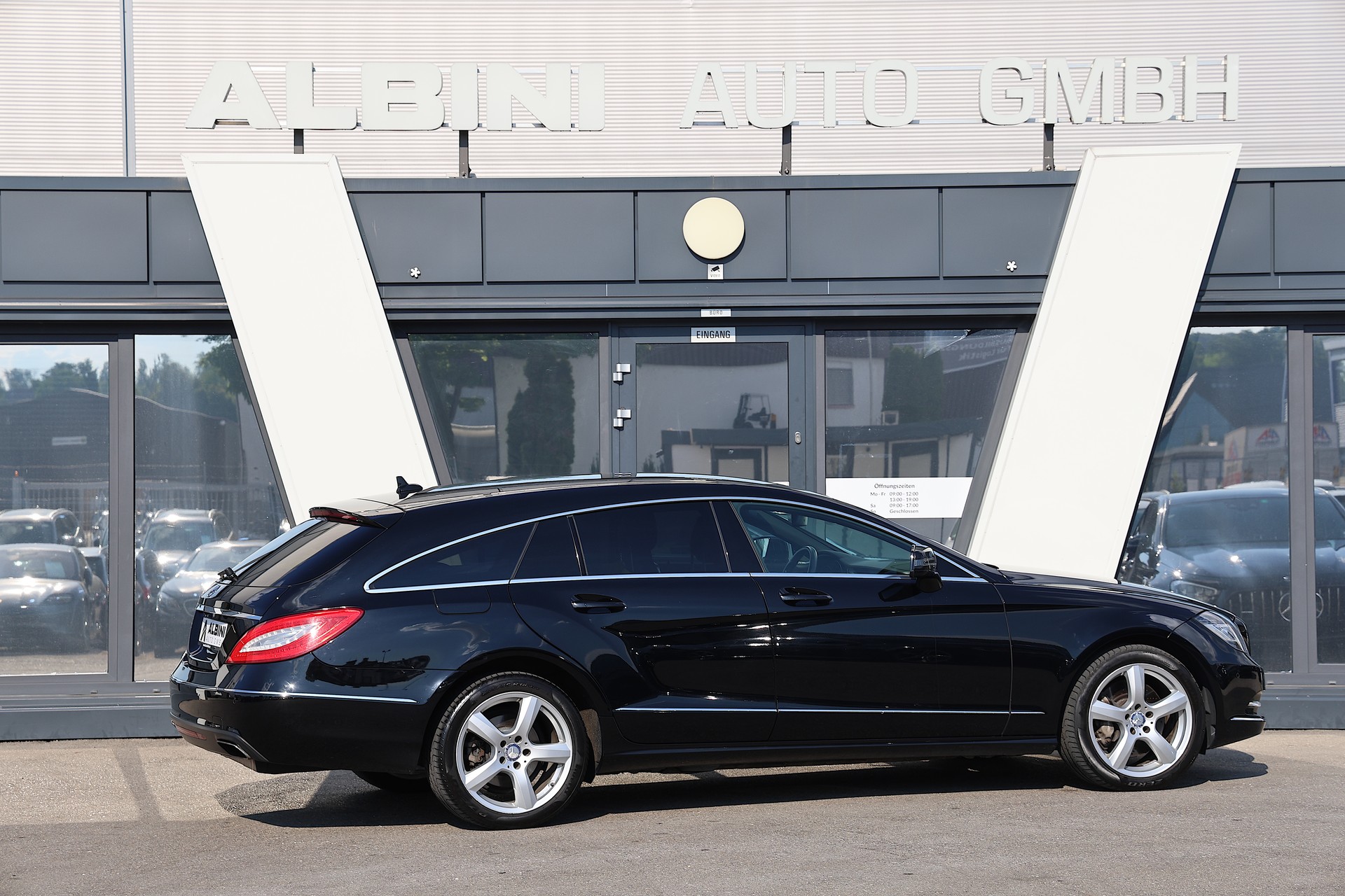 MERCEDES-BENZ CLS Shooting Brake 350 CDI 4Matic 7G-Tronic-image-2