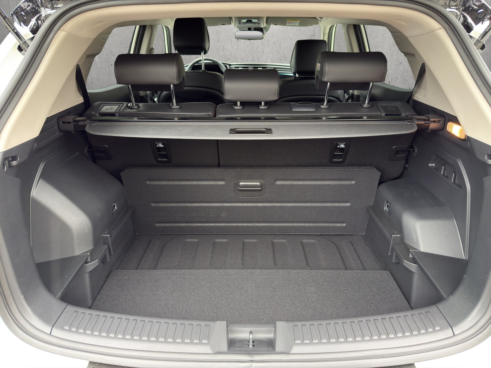 KGM-SsangYong Korando 1.5 T-Gdi Blackline 4WD-image-13