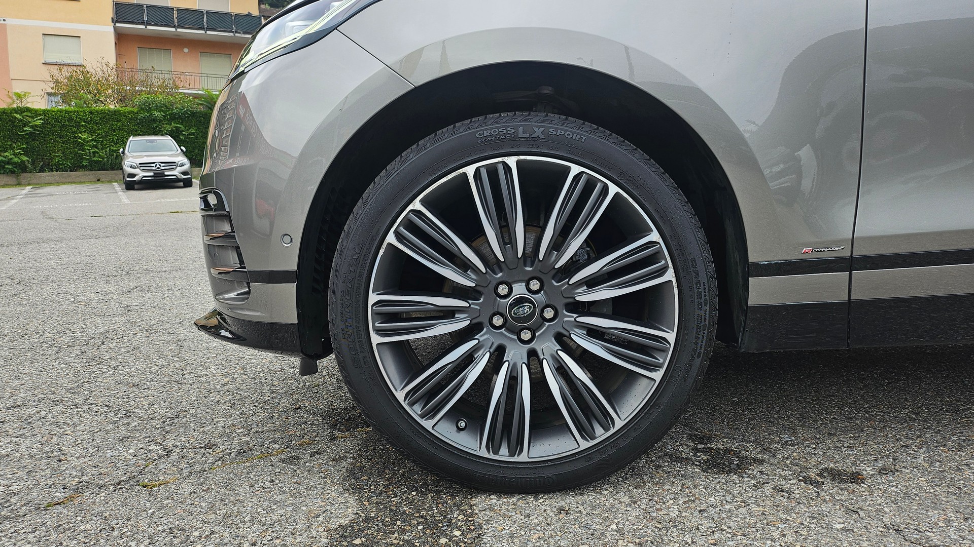 LAND ROVER Range Rover Velar R-Dynamic P 250 HSE Automatic-image-11