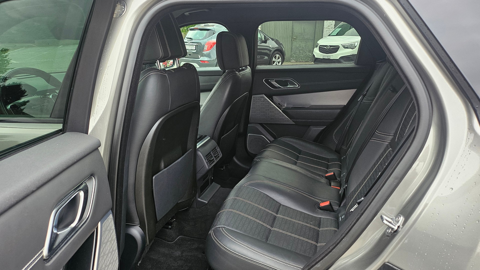 LAND ROVER Range Rover Velar R-Dynamic P 250 HSE Automatic-image-15