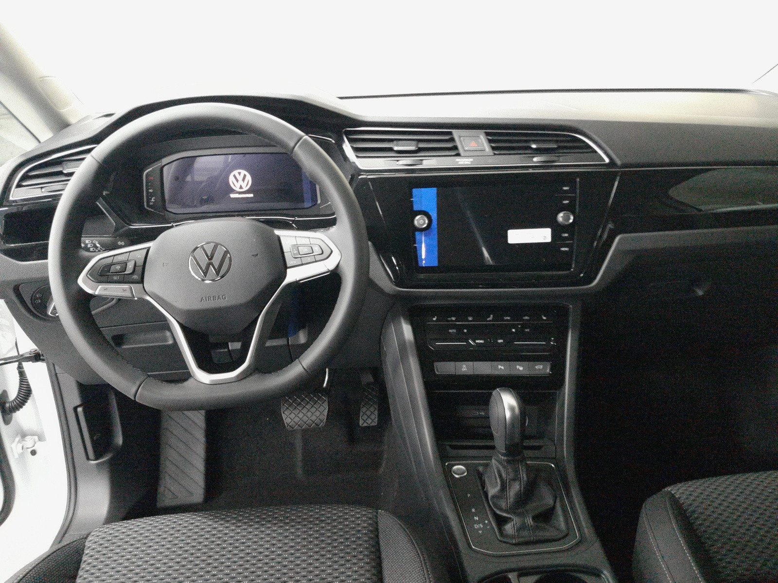 VW Touran 1.5 TSI EVO Comfortline United DSG-image-8