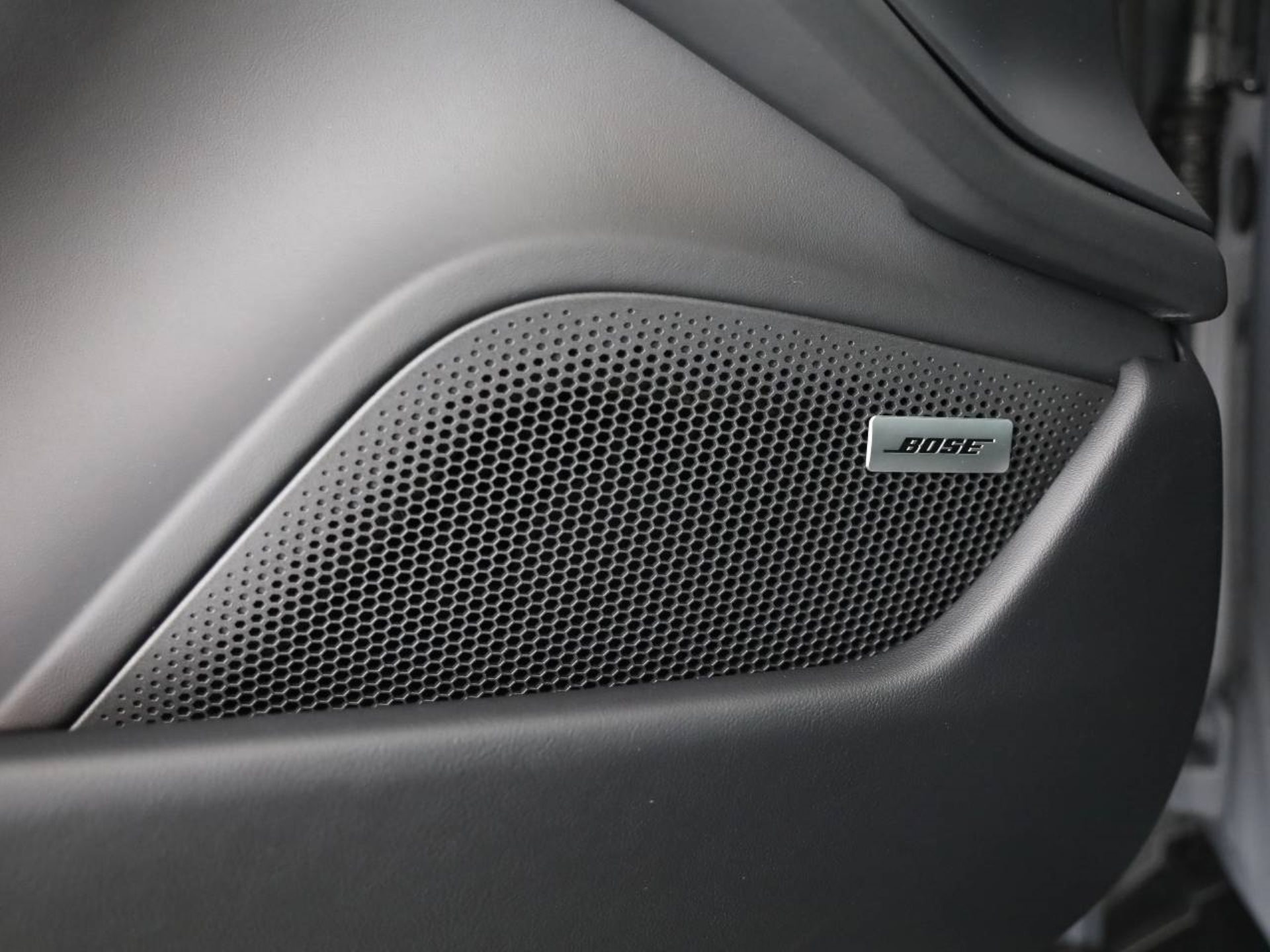 PORSCHE Taycan 4S Sport Turismo-image-13
