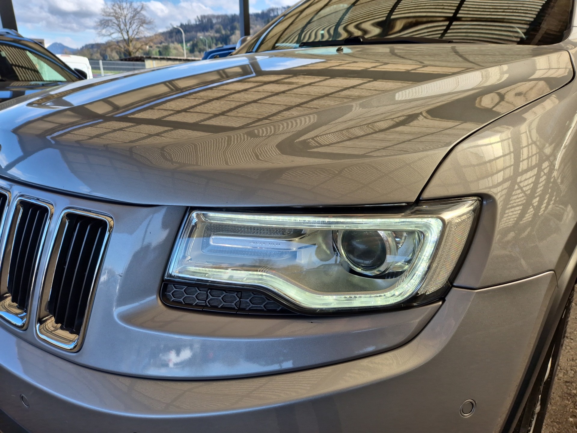 JEEP Grand Cherokee 3.0 CRD Limited Automatic-image-5
