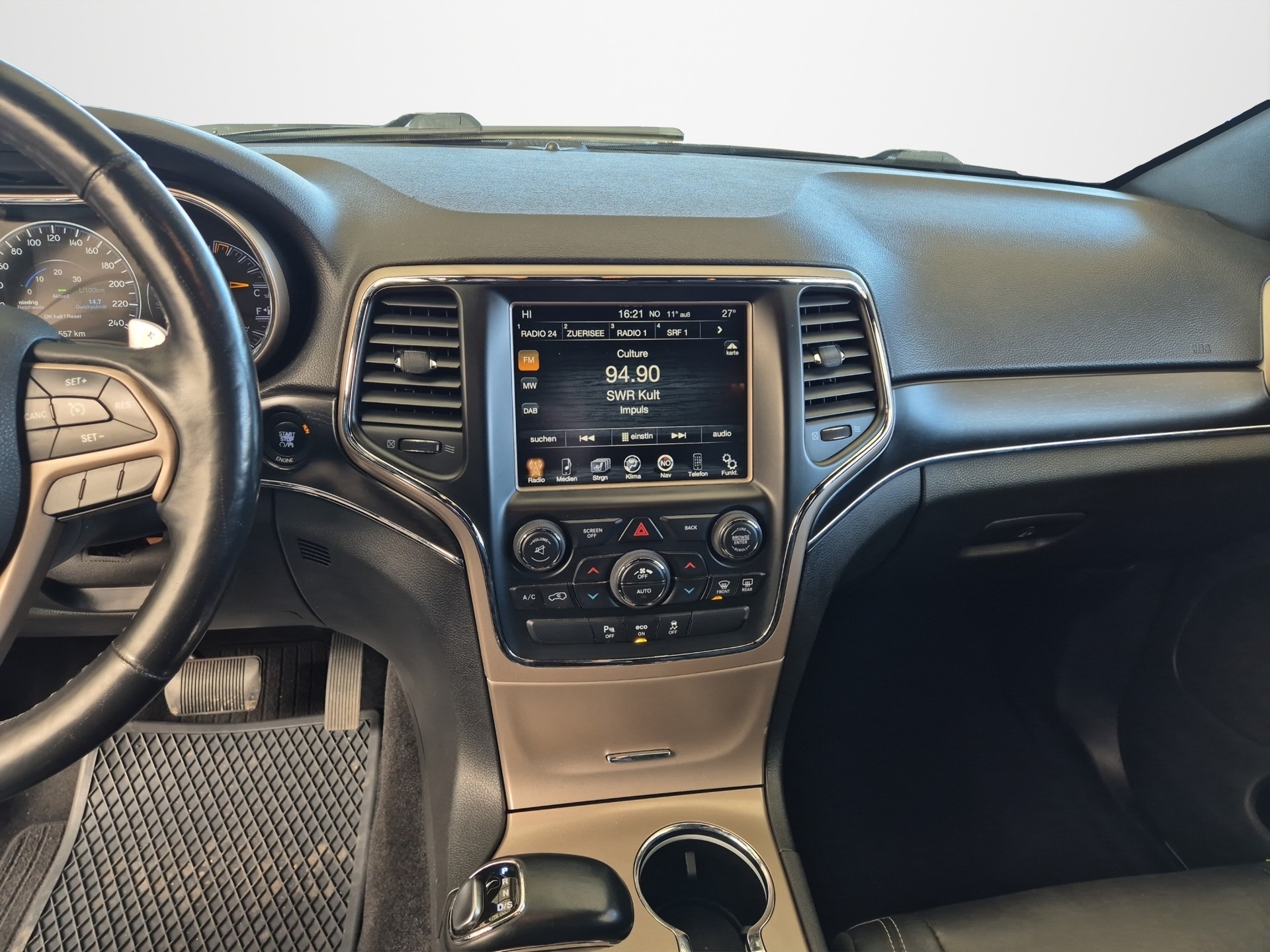 JEEP Grand Cherokee 3.0 CRD Limited Automatic-image-10