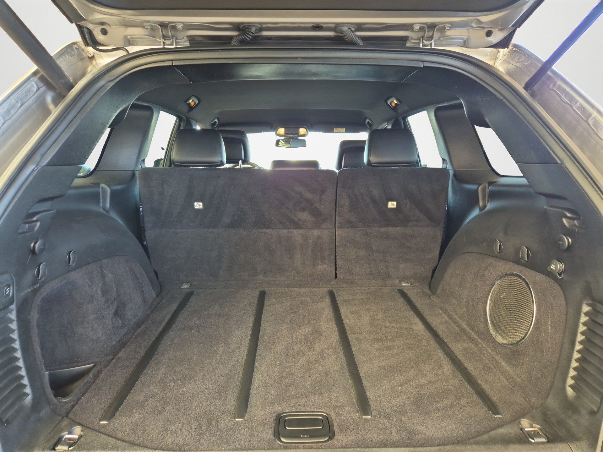 JEEP Grand Cherokee 3.0 CRD Limited Automatic-image-14